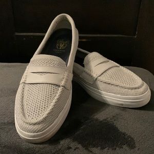 Cole Haan Pinch Maine Classic mesh Penny loafers. Silver.